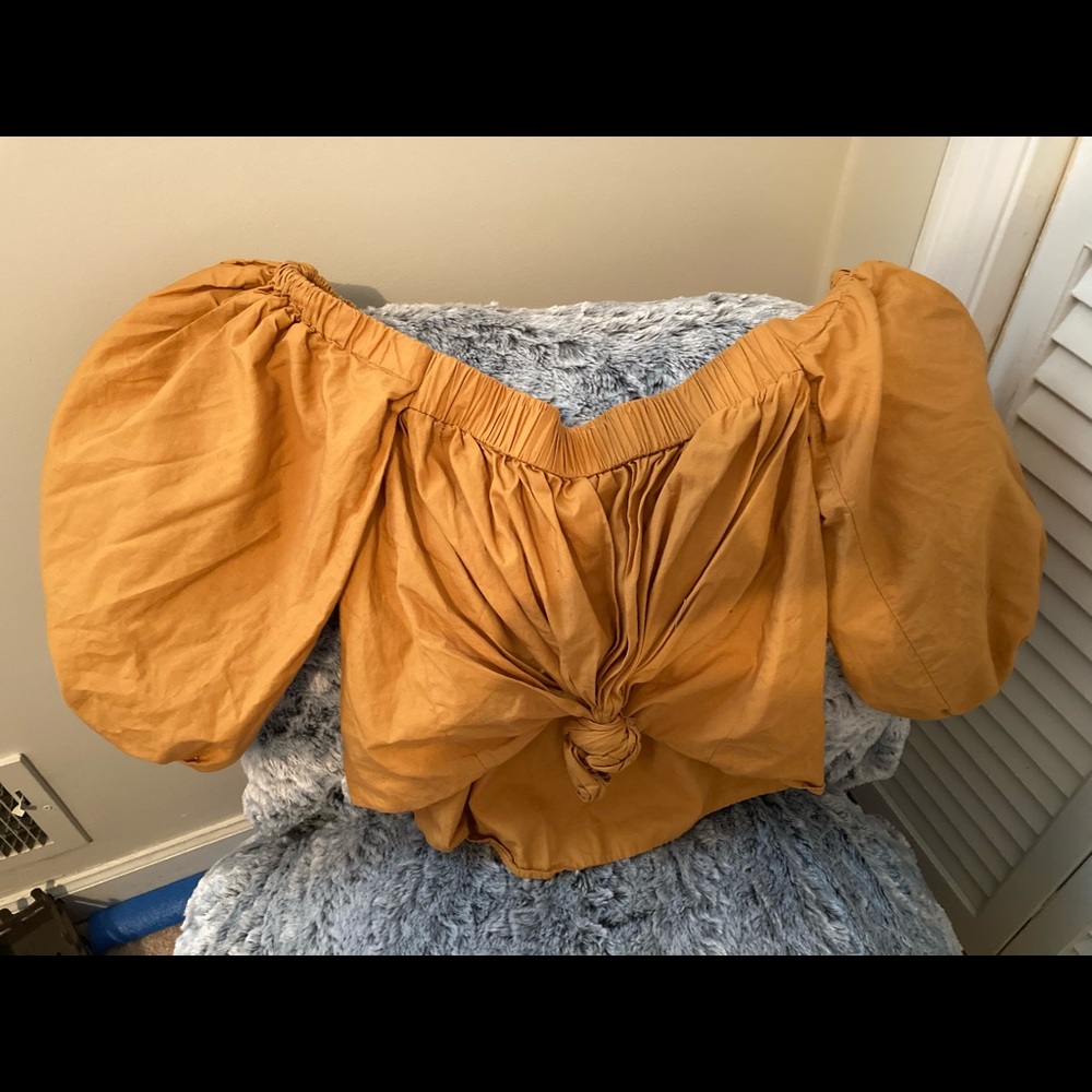 Yellow top - Picture 2 of 2